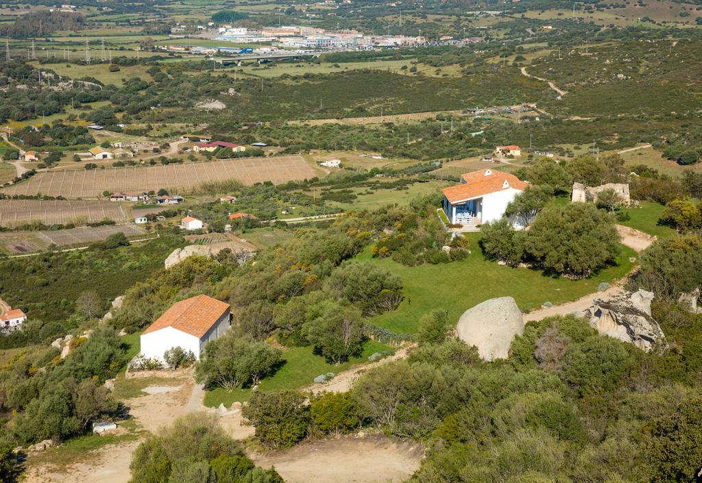 Вилла Agriturismo Cabu Abbas Ольбия Экстерьер фото